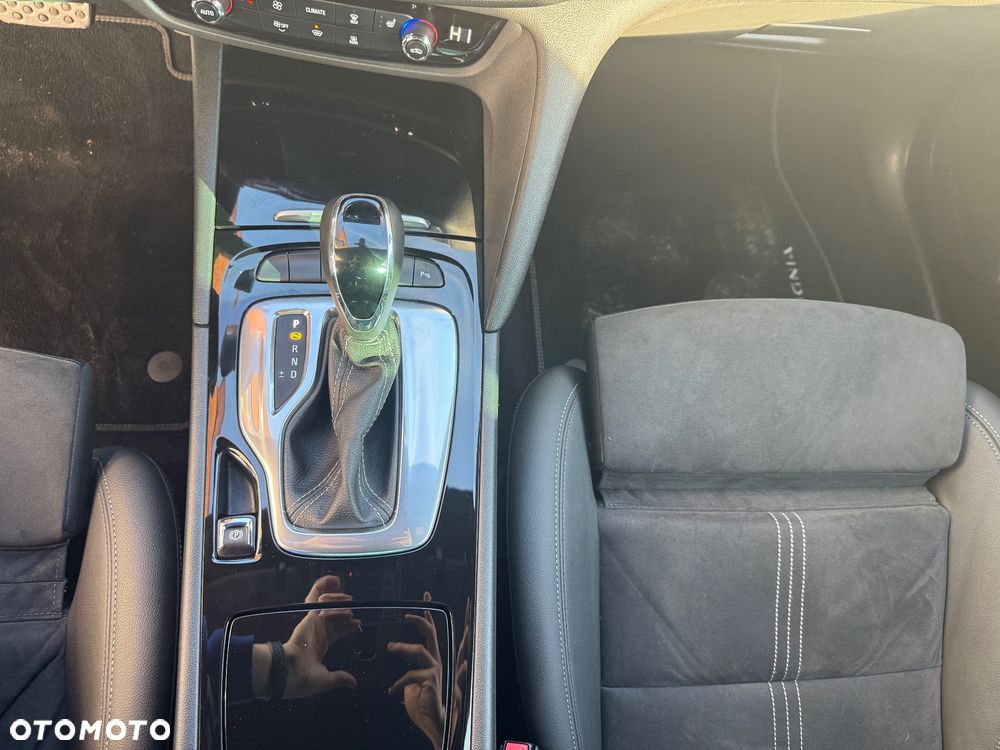 Opel Insignia 2.0 CDTI Ultimate S&S - 22