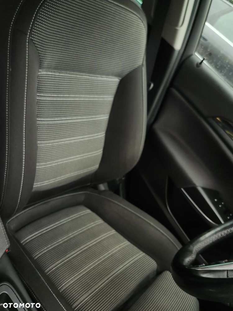 Opel Insignia 1.6 SIDI Turbo Touer Innovation - 28