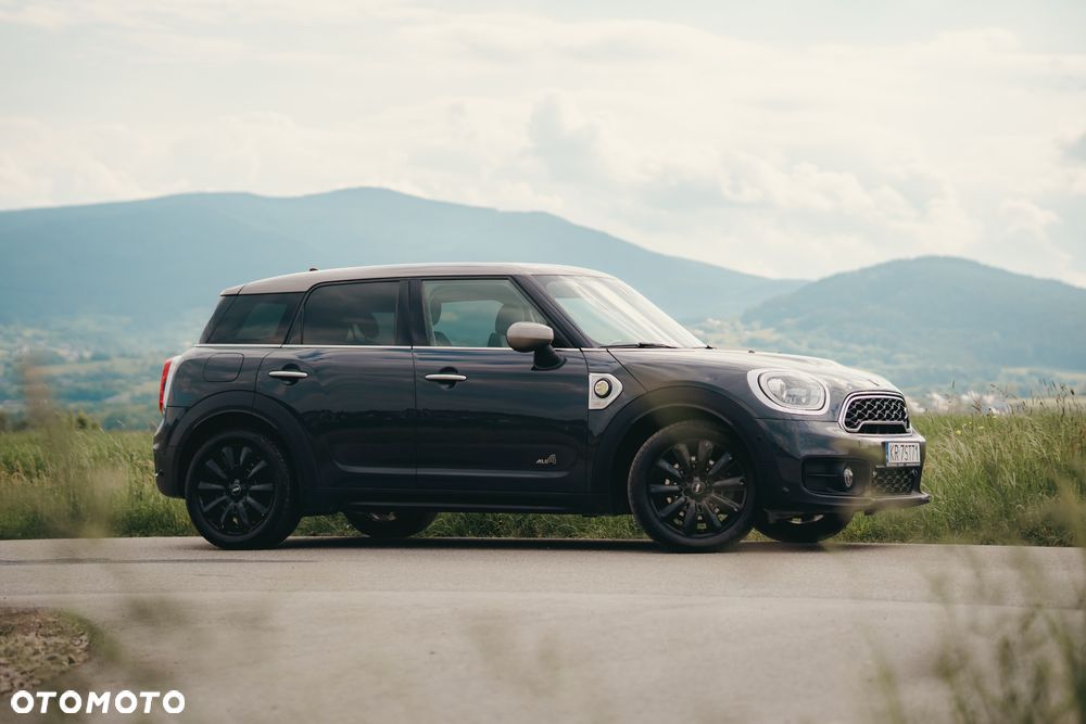 MINI Countryman Cooper SE ALL4 - 2