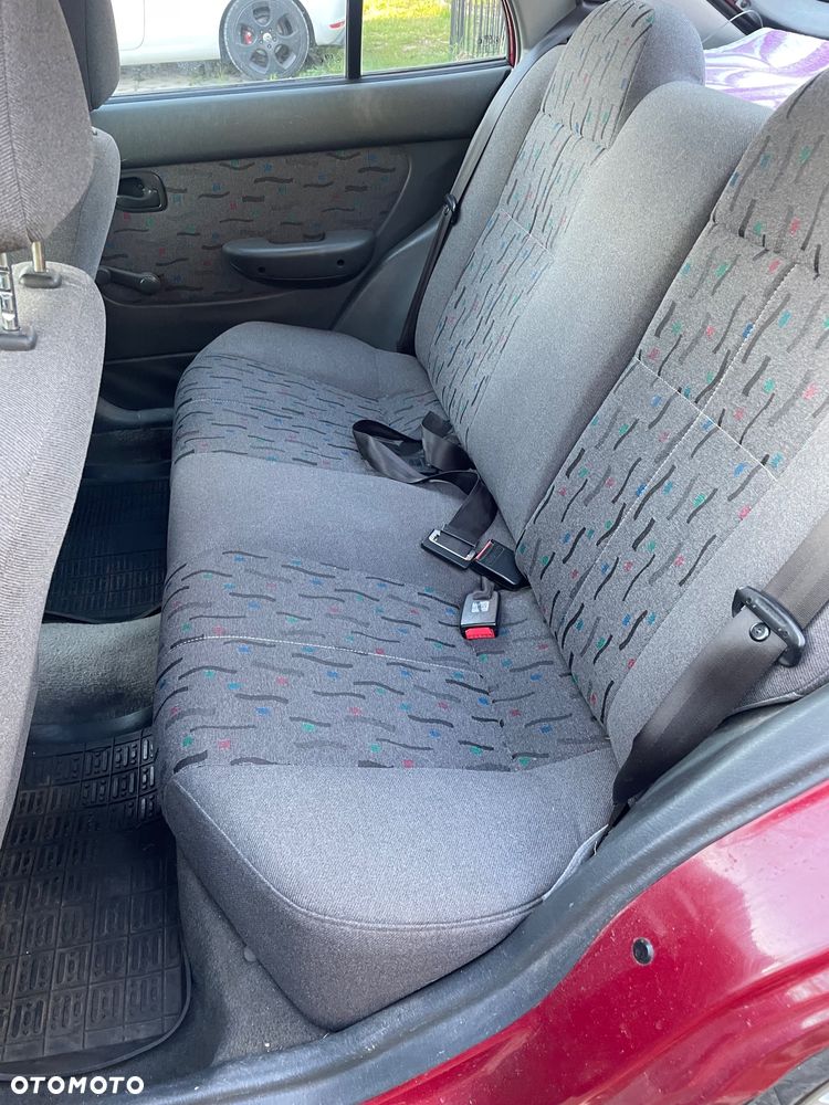 Hyundai Accent 1.3 GLS (klm) - 8