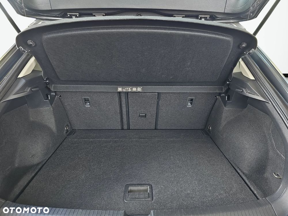 Volkswagen T-Roc 1.5 TSI ACT Advance DSG - 34
