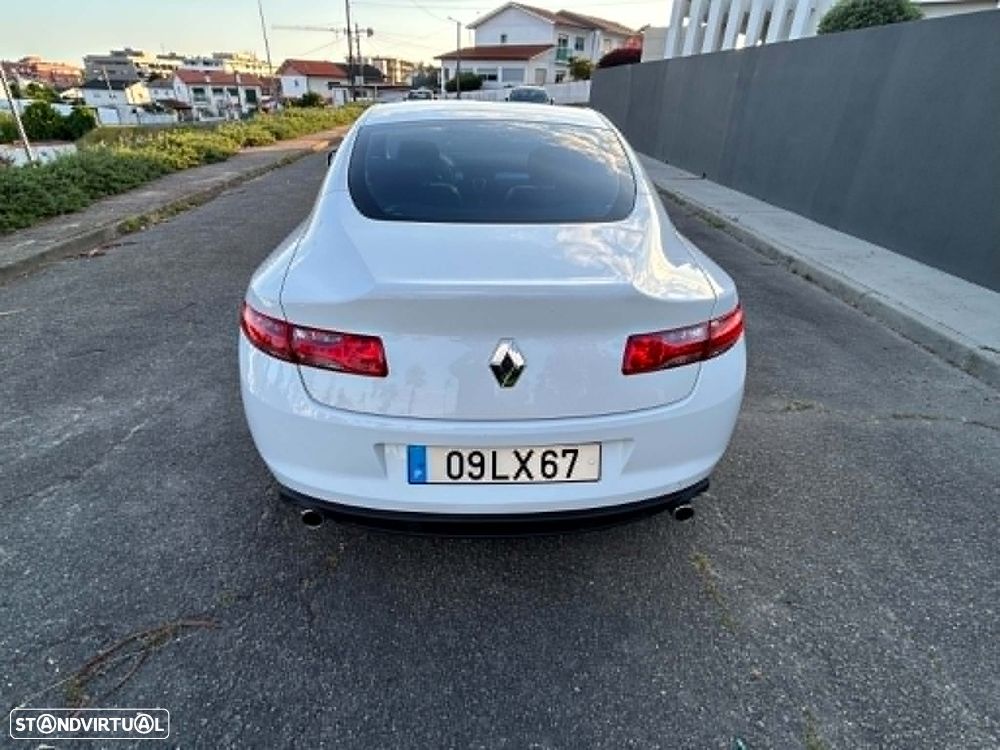 Renault Laguna Coupe 2.0 dCi Dynamique S 4Control - 9