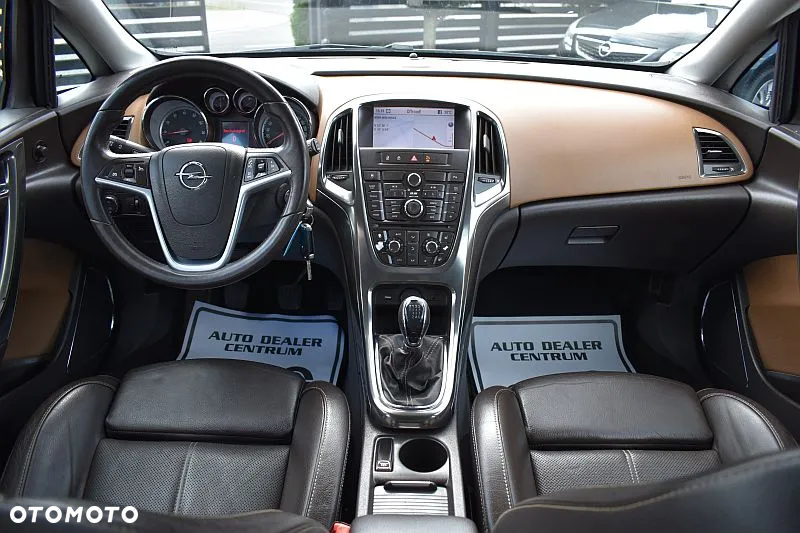 Opel Astra IV 1.4 T Cosmo - 8