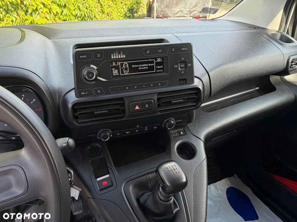Citroën BERLINGO - 17
