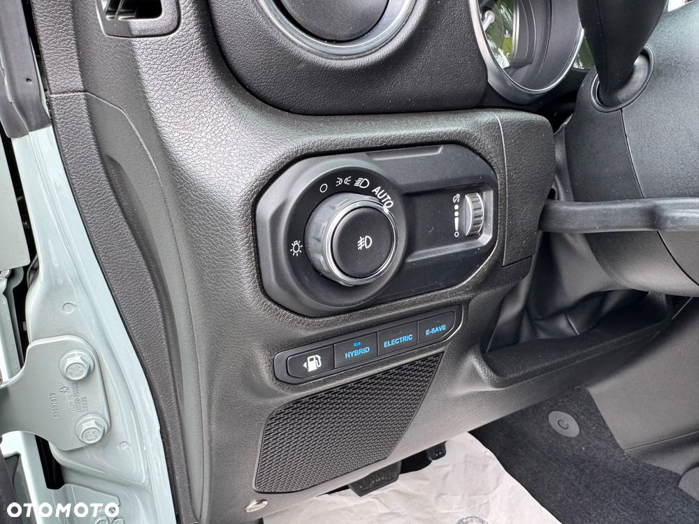 Jeep Wrangler Unlimited 2.0 Turbo PHEV 4xe Sahara - 36