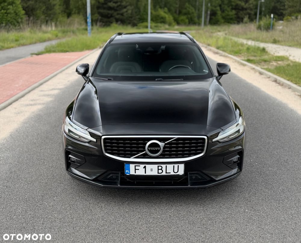 Volvo V60 D4 Geartronic R-Design - 1