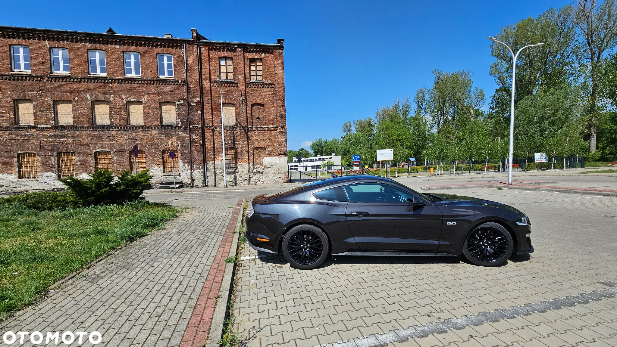 Ford Mustang 5.0 V8 GT - 5