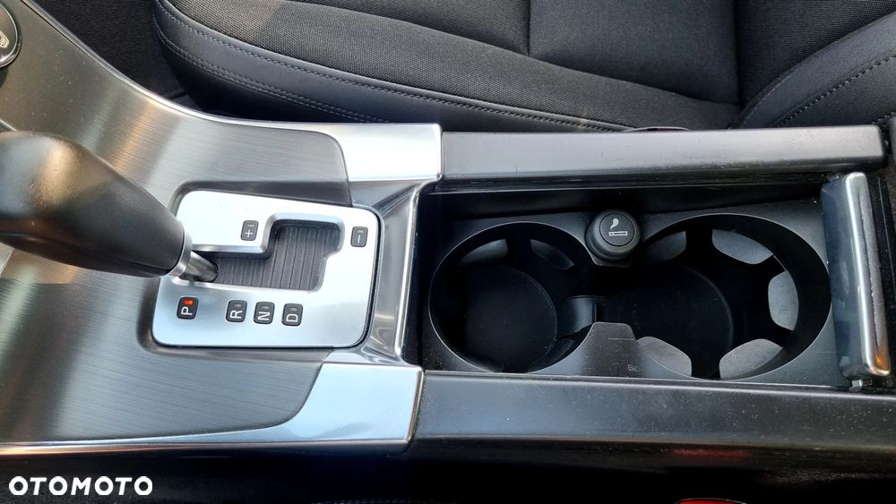 Volvo S60 D3 Geartronic Momentum - 29