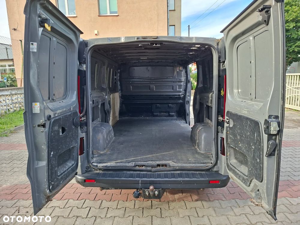 Opel Vivaro - 6