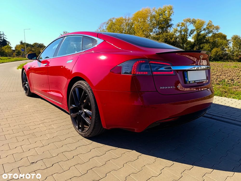 Tesla Model S Long Range Plus - 36