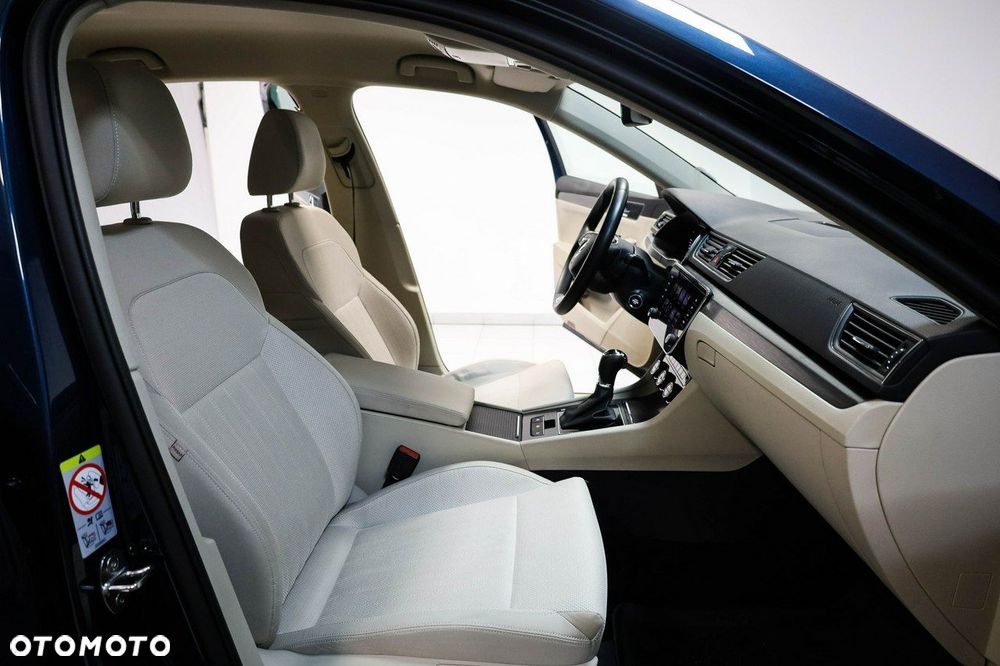 Skoda Superb - 25