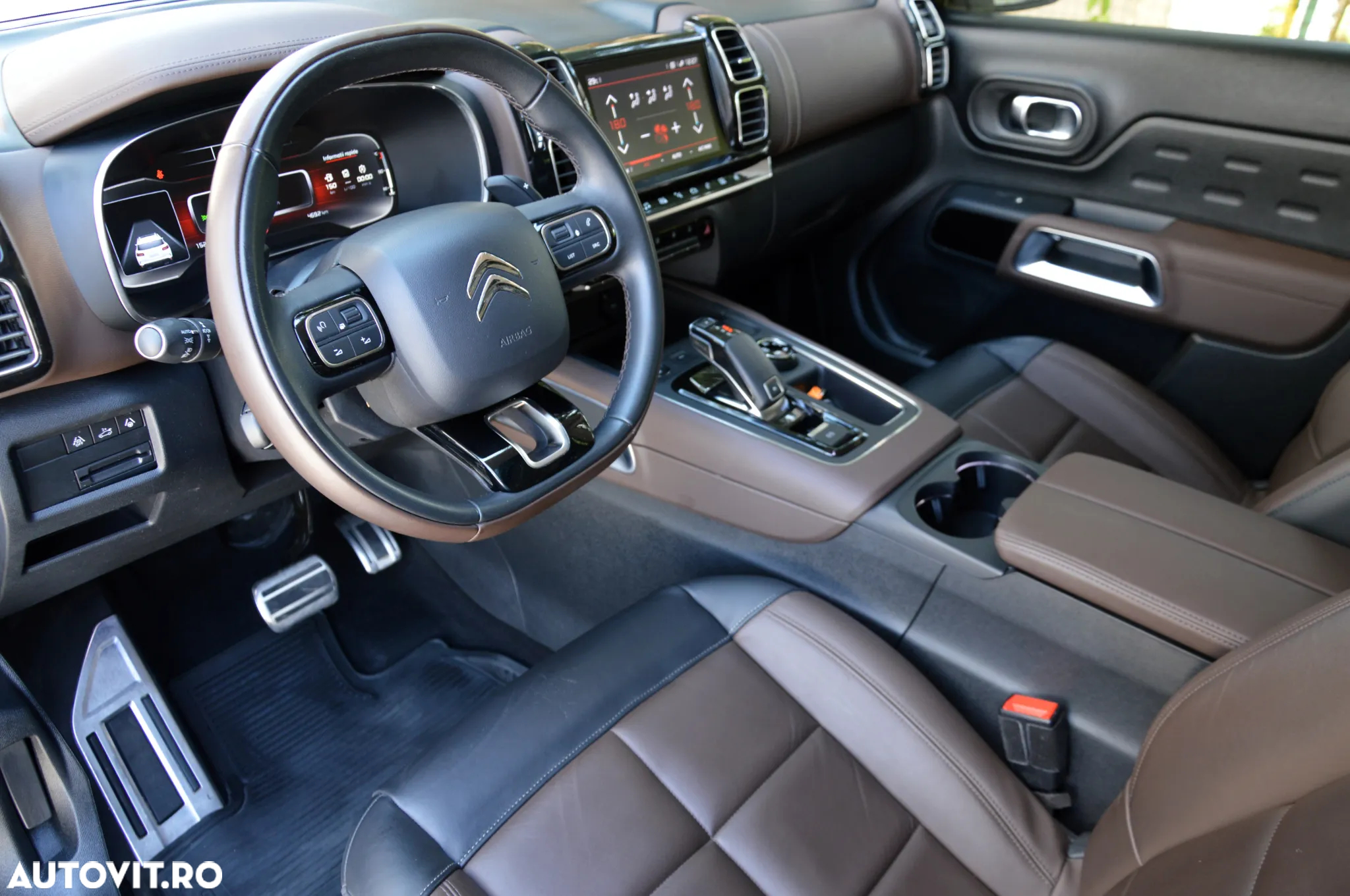 Citroën C5 Aircross 1.6 PureTech S&S EAT8 Shine - 15