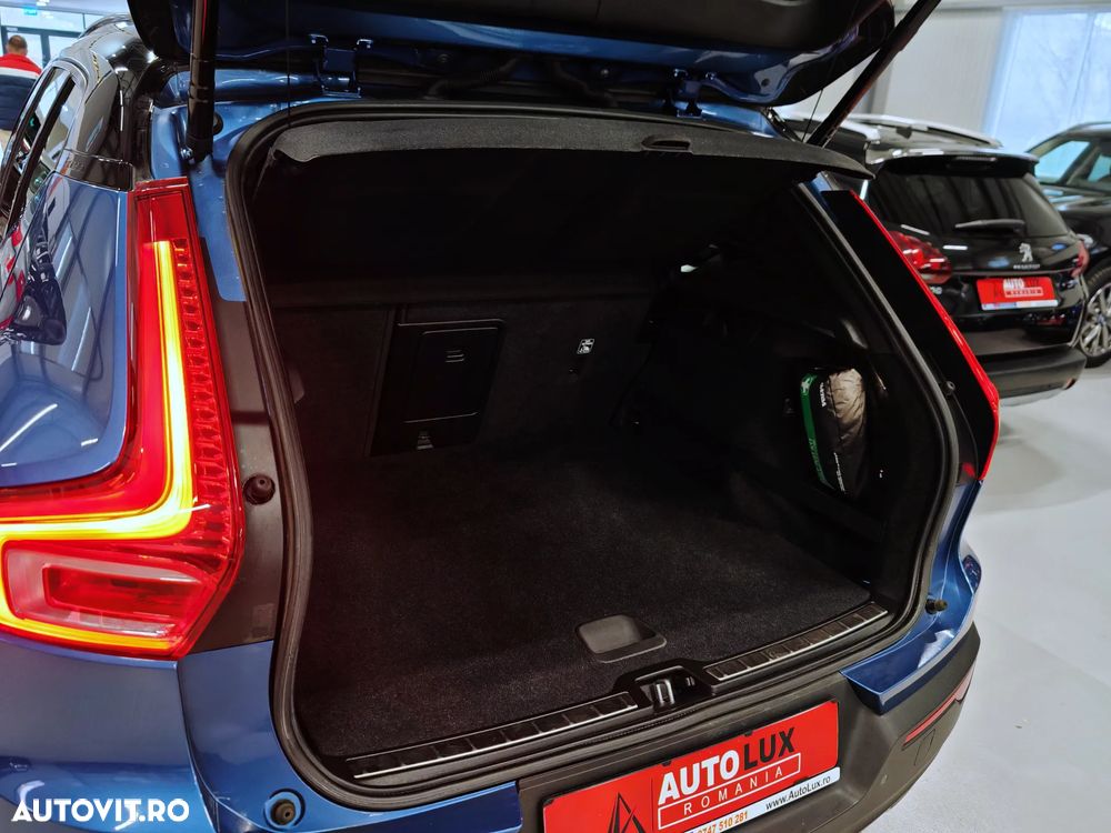 Volvo XC 40 T3 Geartronic RDesign - 35