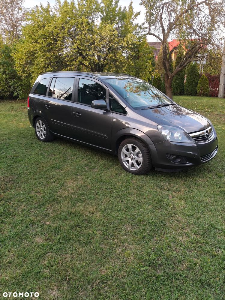 Opel Zafira - 33
