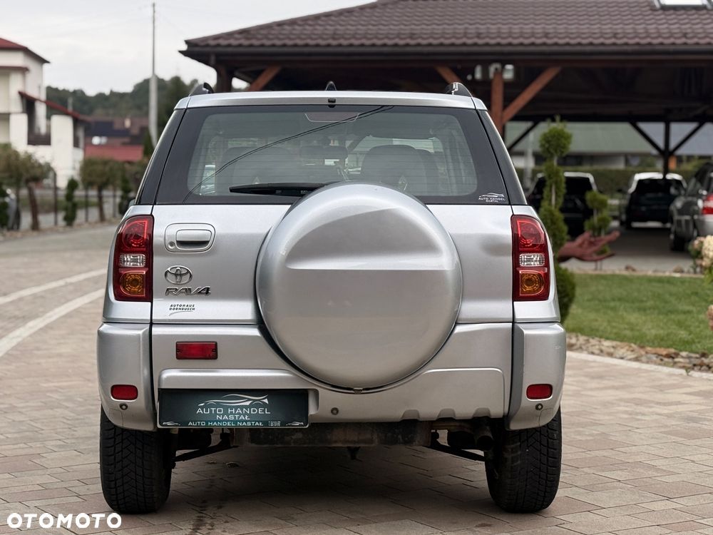Toyota RAV4 - 13