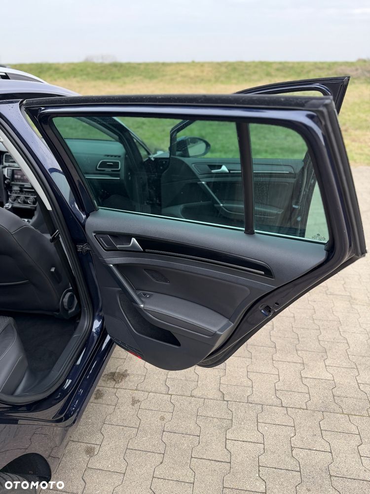 Volkswagen Golf 2.0 TDI BMT 4Mot Highline - 17