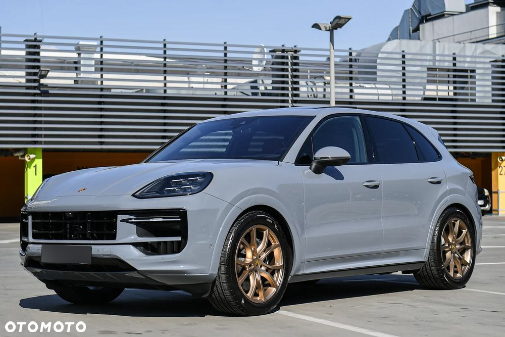 Porsche Cayenne Tiptronic S - 12
