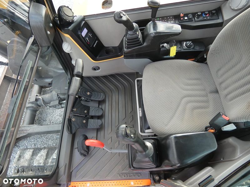 Volvo ECR88D ROTOTILT OILQUICK / Z Niemiec / 5262mtg / - 16