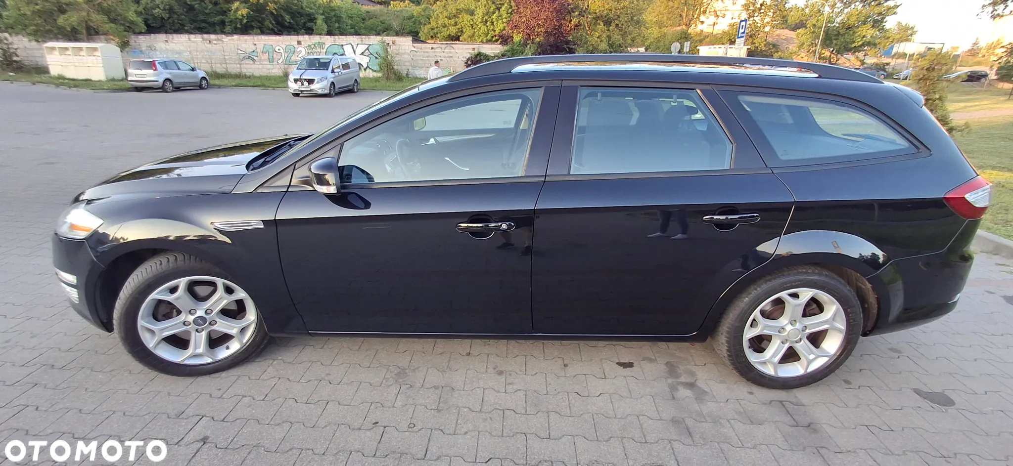 Ford Mondeo - 24