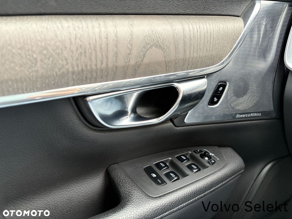Volvo V90 Cross Country - 18