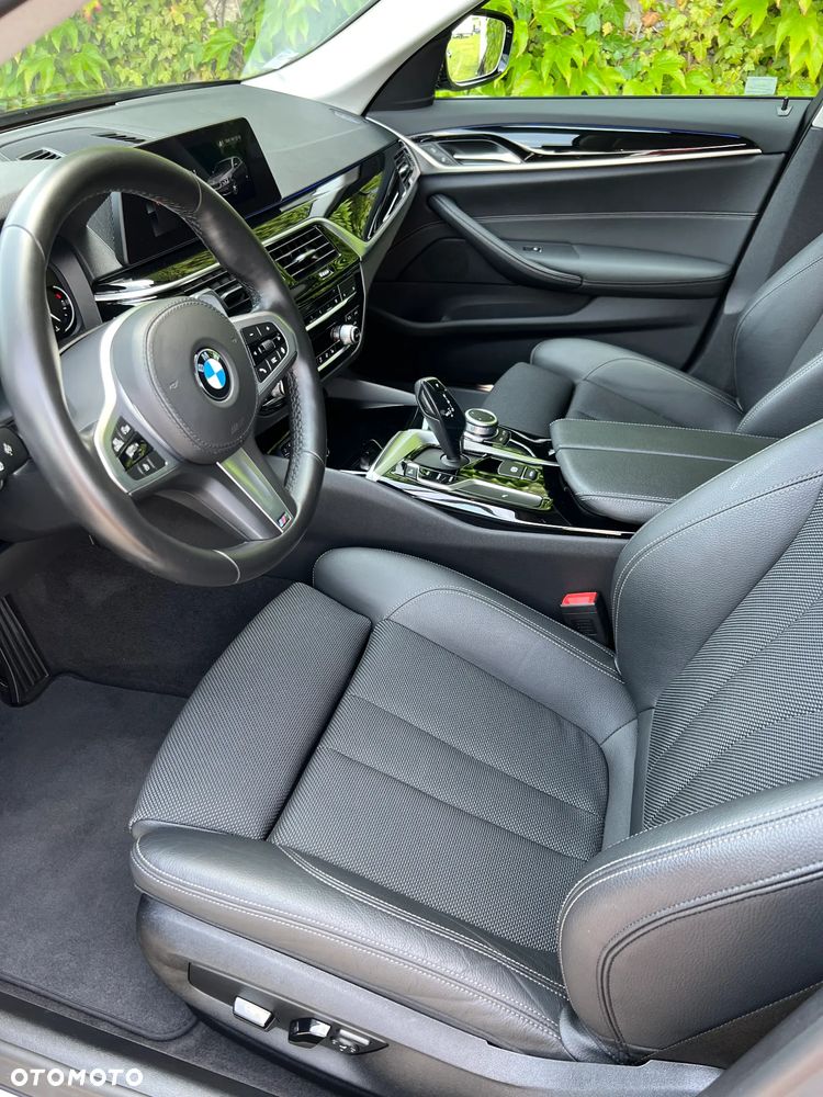 BMW Seria 5 - 11