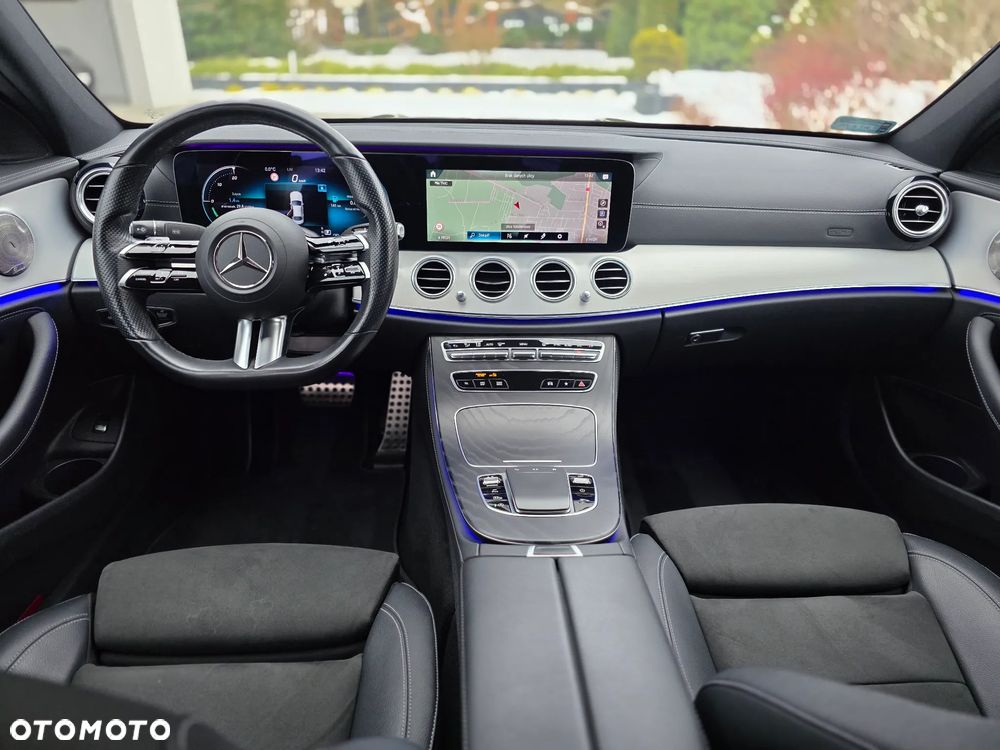 Mercedes-Benz Klasa E - 9