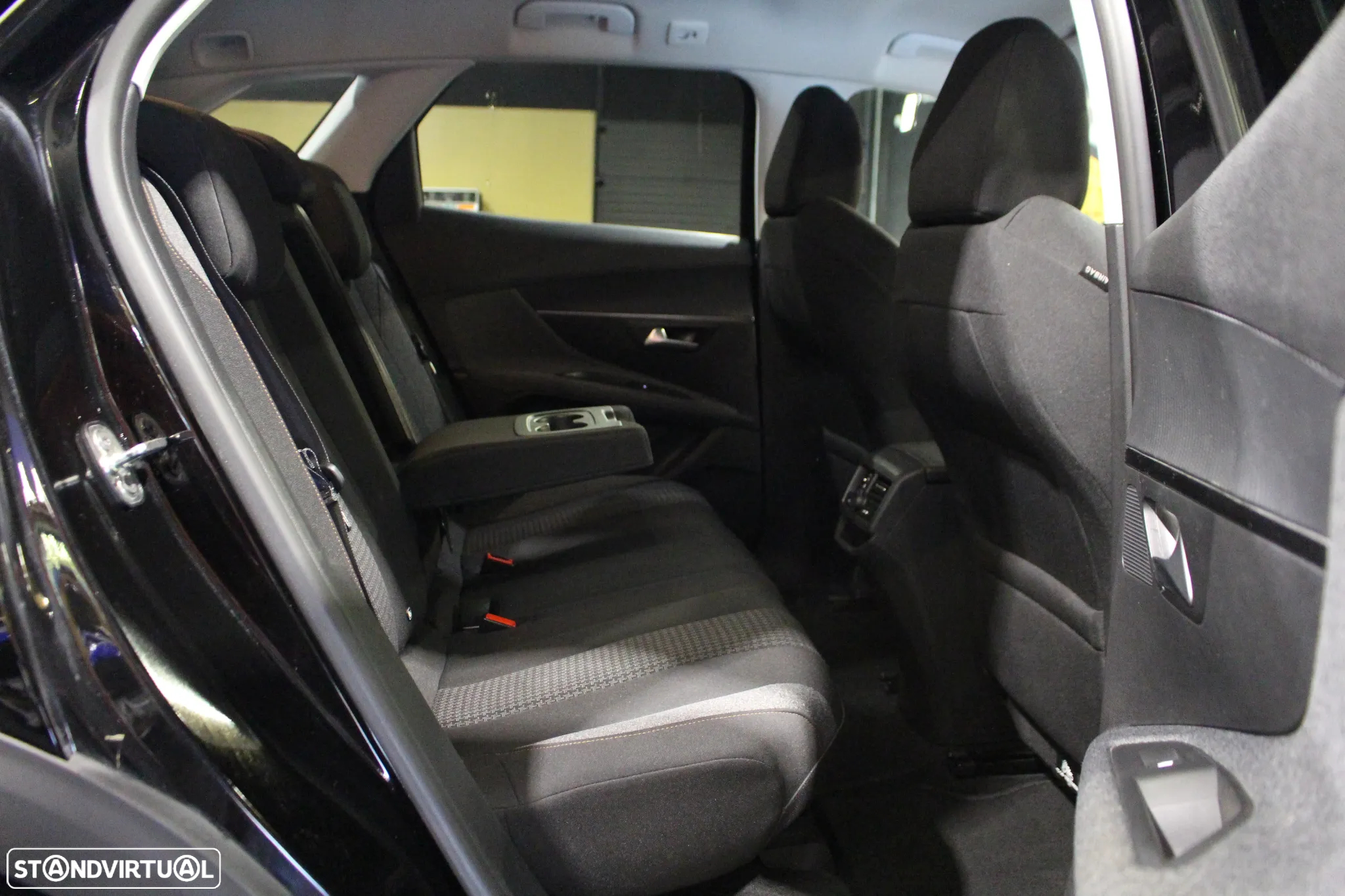 Peugeot 3008 1.5 BlueHDi Active - 17