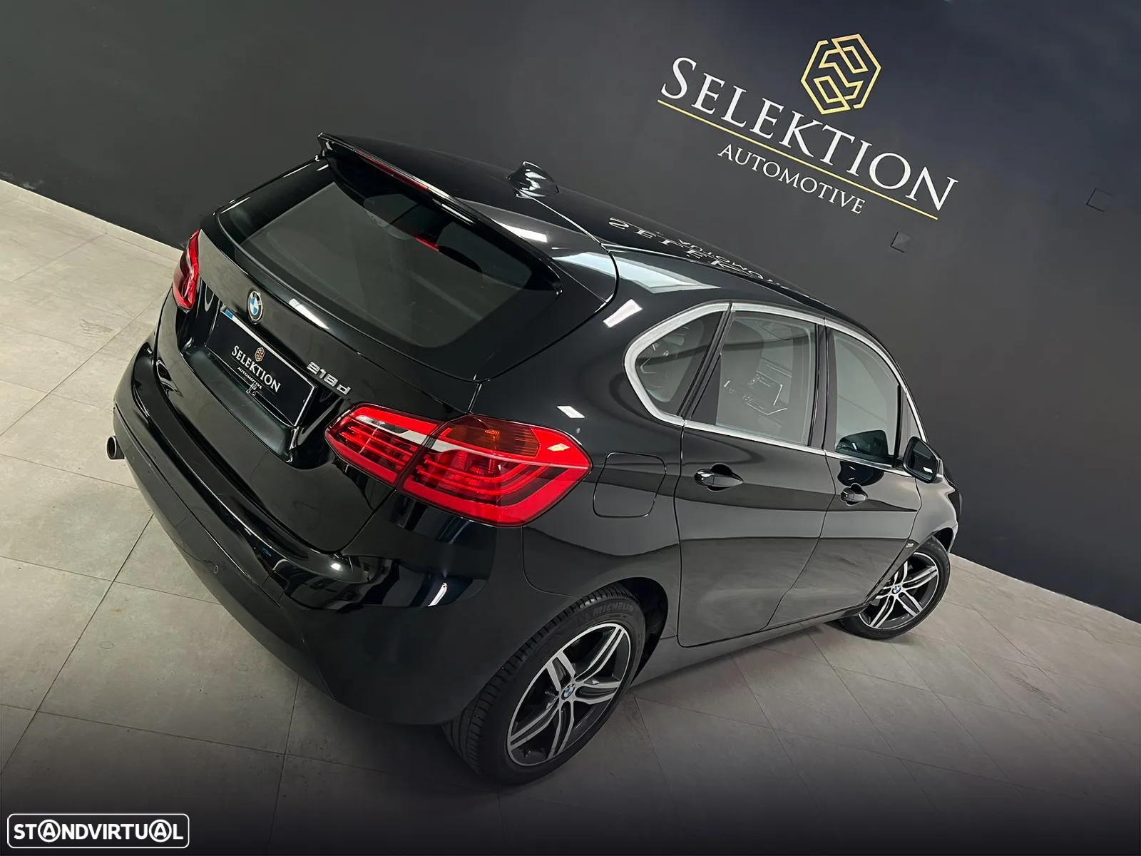 BMW 218 Active Tourer d Sport-Aut. Sport Line - 4