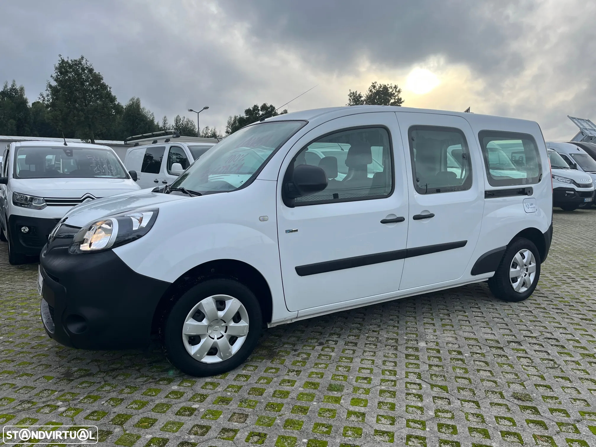 Renault Kangoo Z.E. 33 - 4