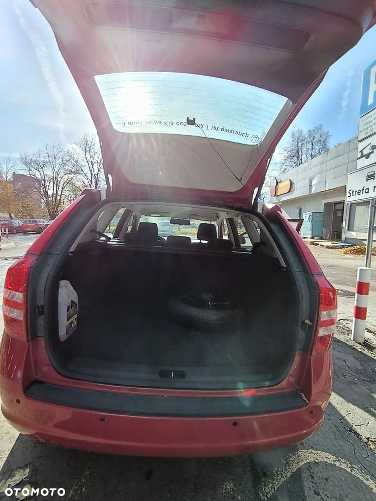 Kia Ceed 1.6 Comfort - 23