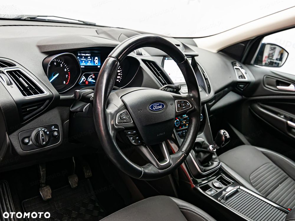 Ford Kuga - 9
