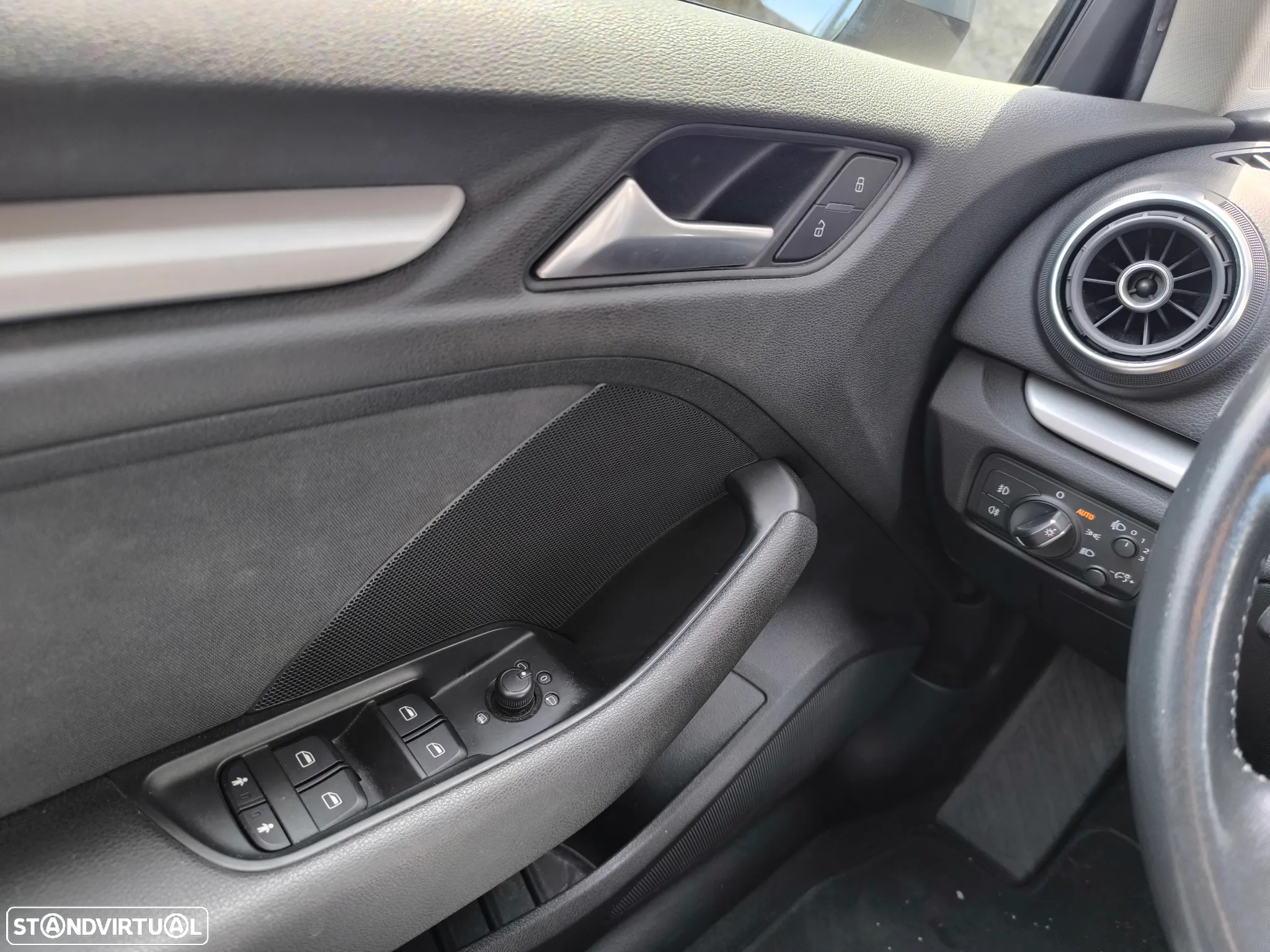 Audi A3 Sportback 1.6 TDI - 10