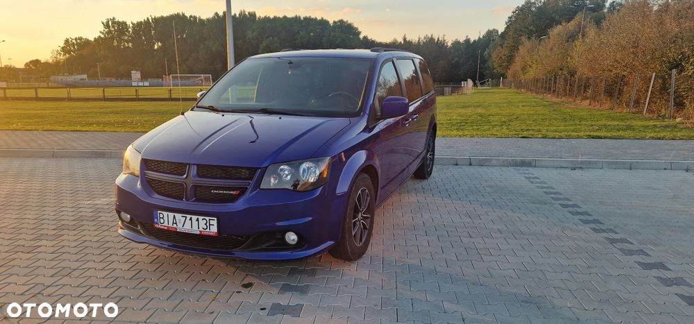 Dodge Grand Caravan - 32