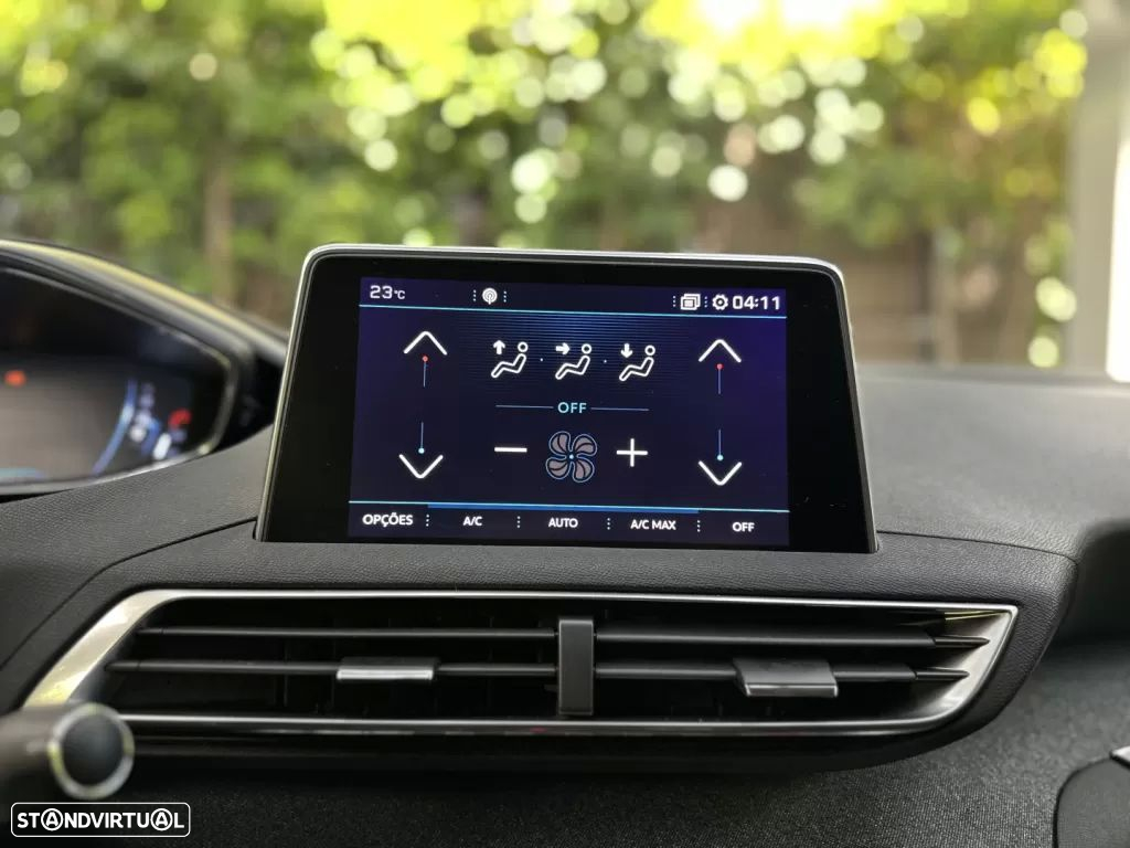 Peugeot 5008 PureTech 130 Stop & Start Crossway - 32