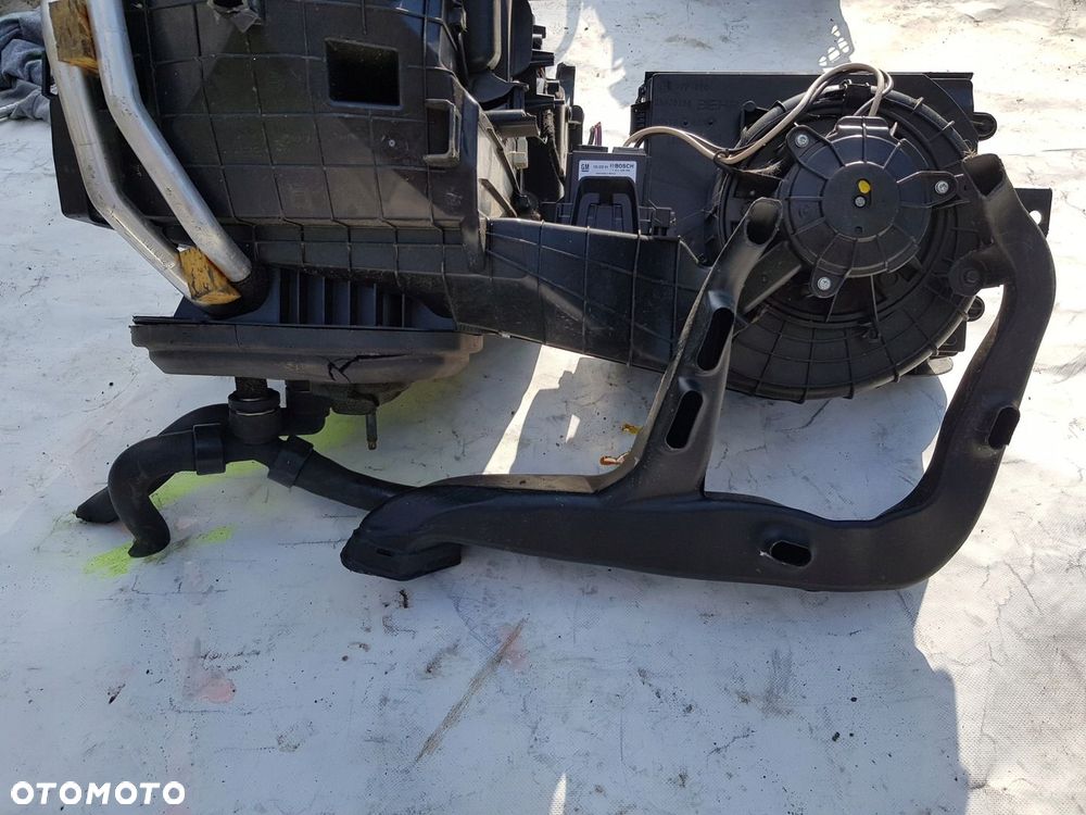 nagrzewnica dmuchawa Opel Astra J 13330978 - 3