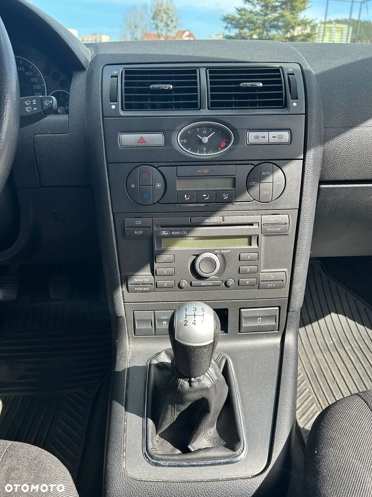 Ford Mondeo 1.8 Silver X - 10