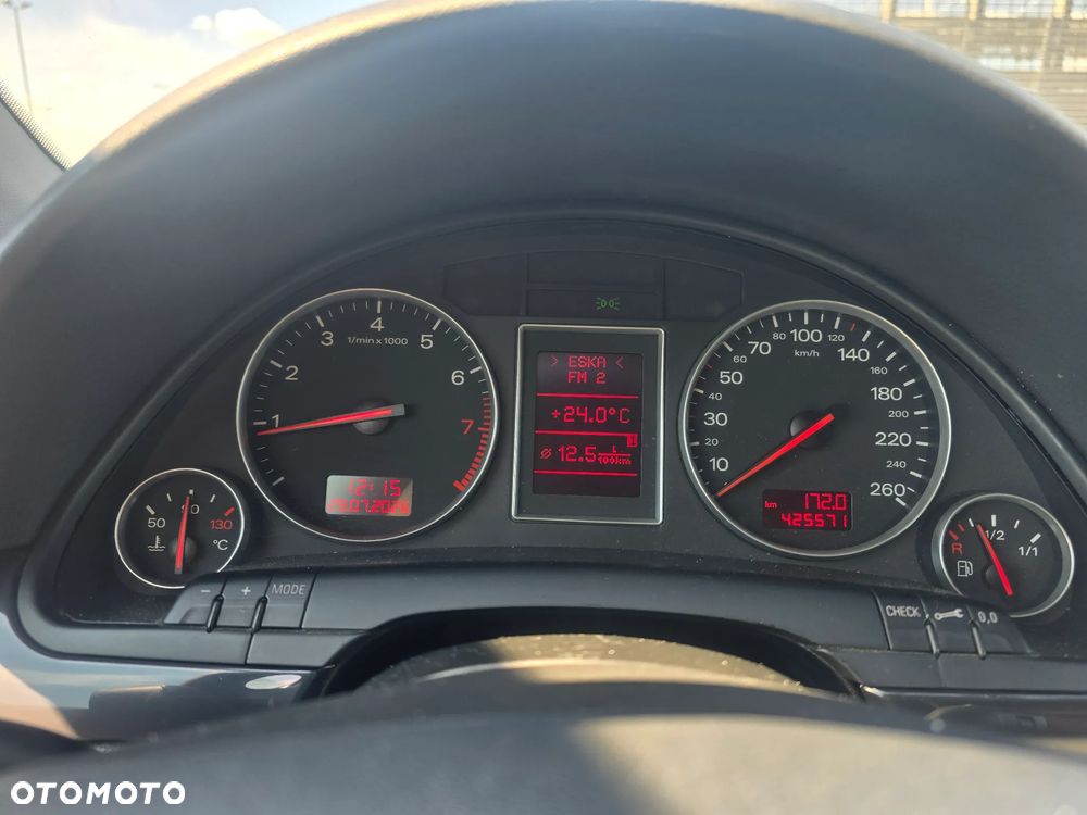 Audi A4 Avant - 11