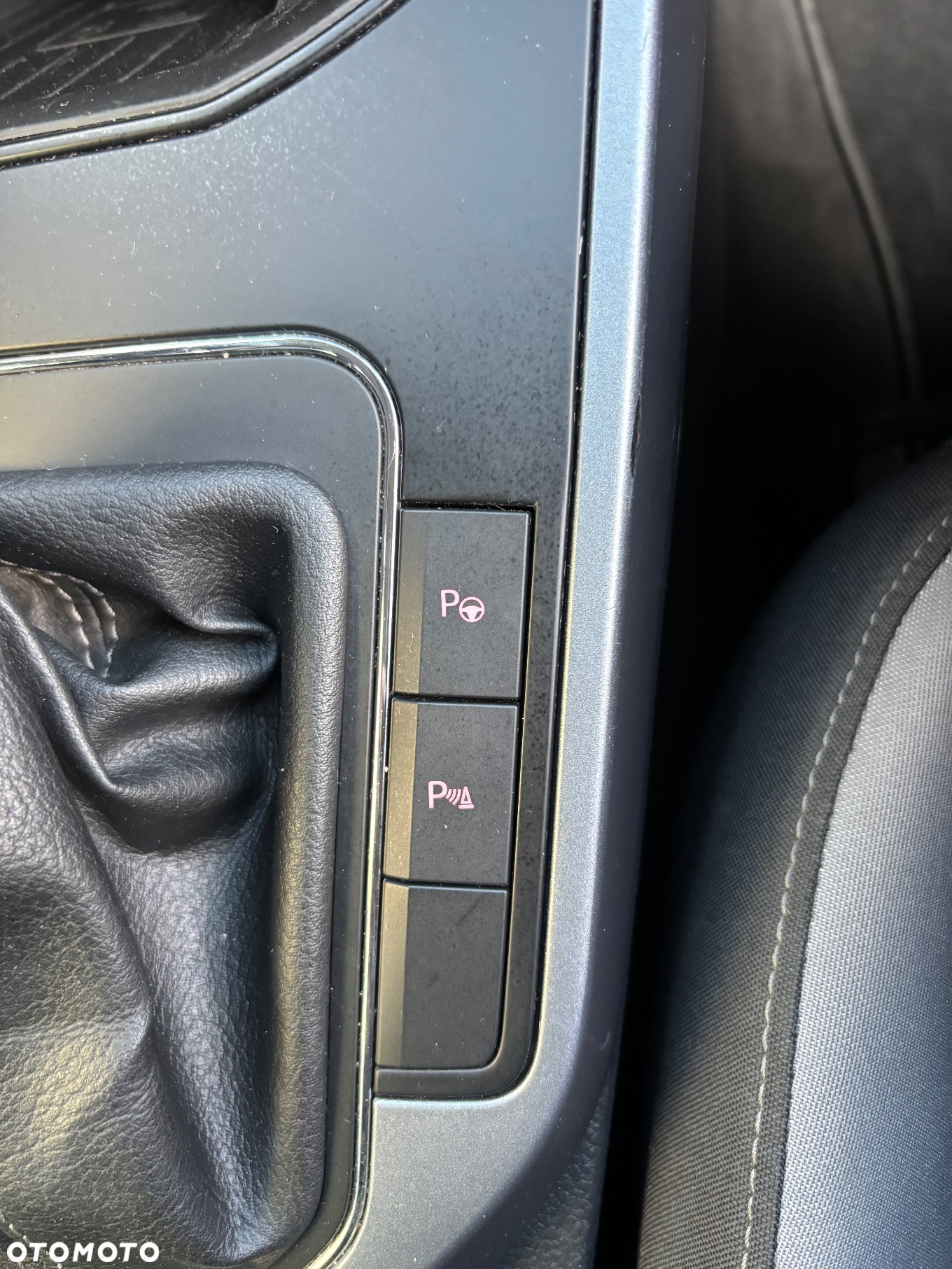 Seat Arona 1.0 Eco TSI DSG XCELLENCE - 36