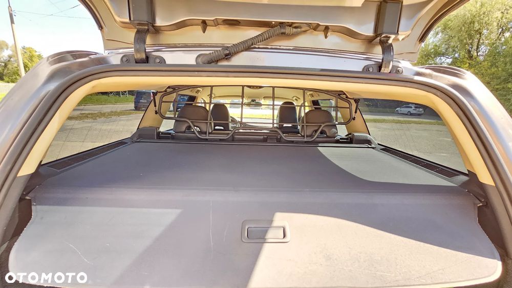 Volvo XC 70 - 28