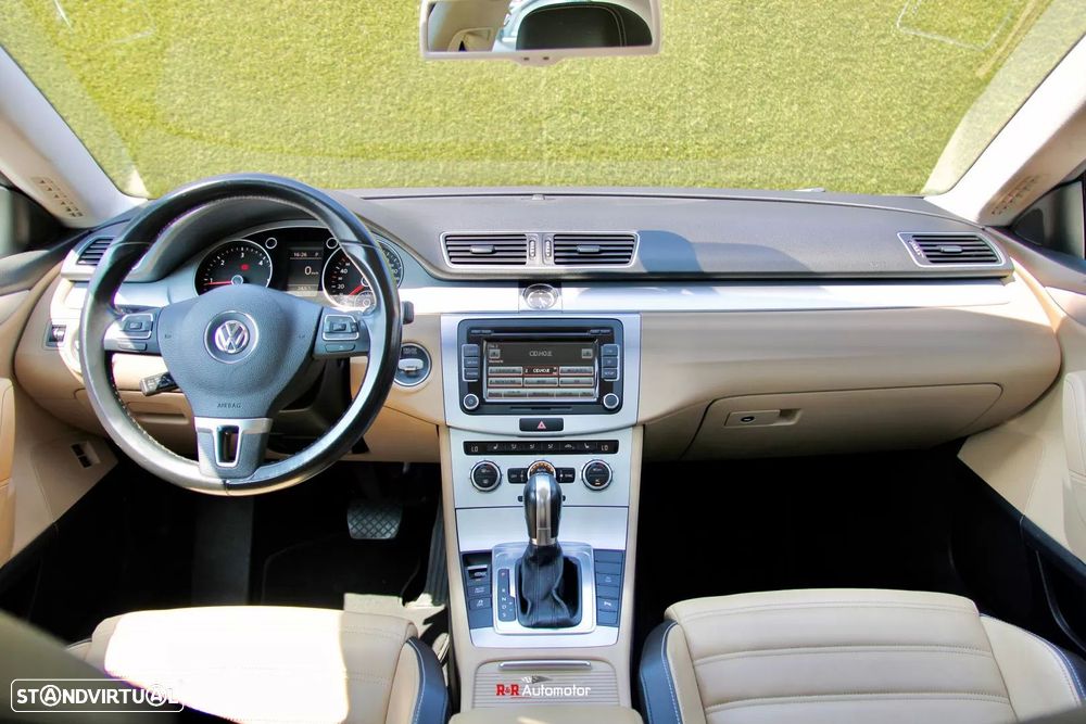 VW Passat CC 2.0 TDi BlueMotion DSG - 39