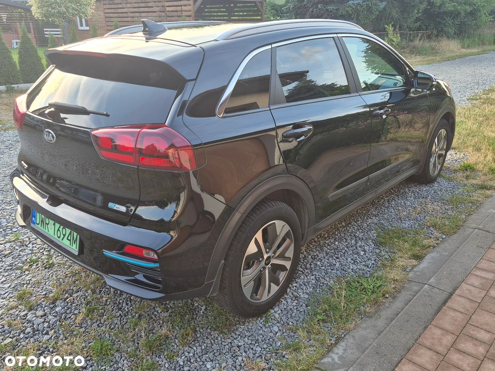Kia Niro 64kWh L - 8