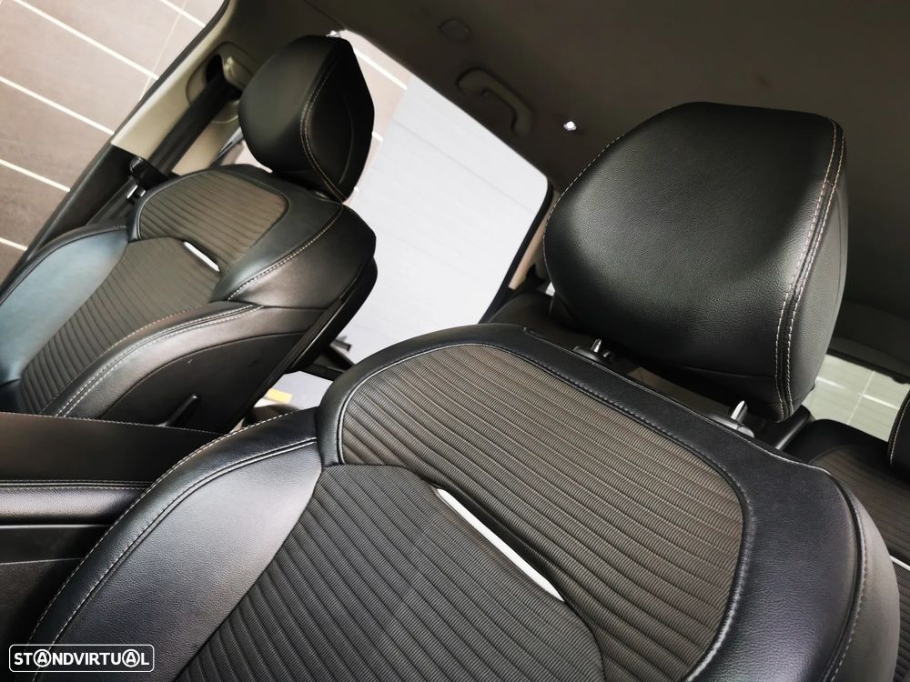 Renault Grand Scénic 1.5 dCi Intens Hybrid Assist SS - 25