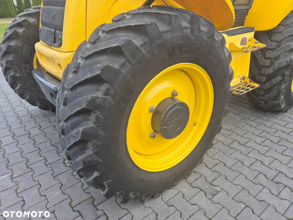 New Holland LB115B/ Maszyna sprowadzona/ - 14