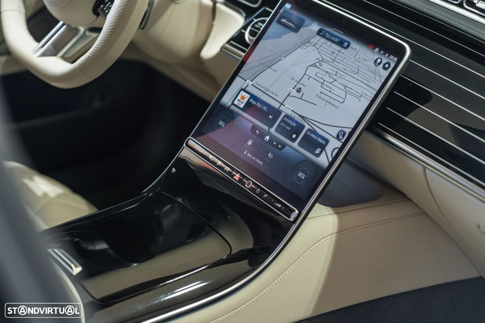 Mercedes-Benz S 580 e - 12
