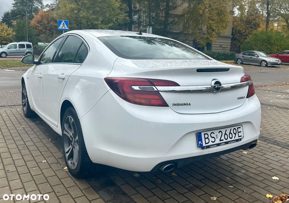 Opel Insignia 1.6 SIDI Turbo ecoFLEX Start/Stop Edition - 9