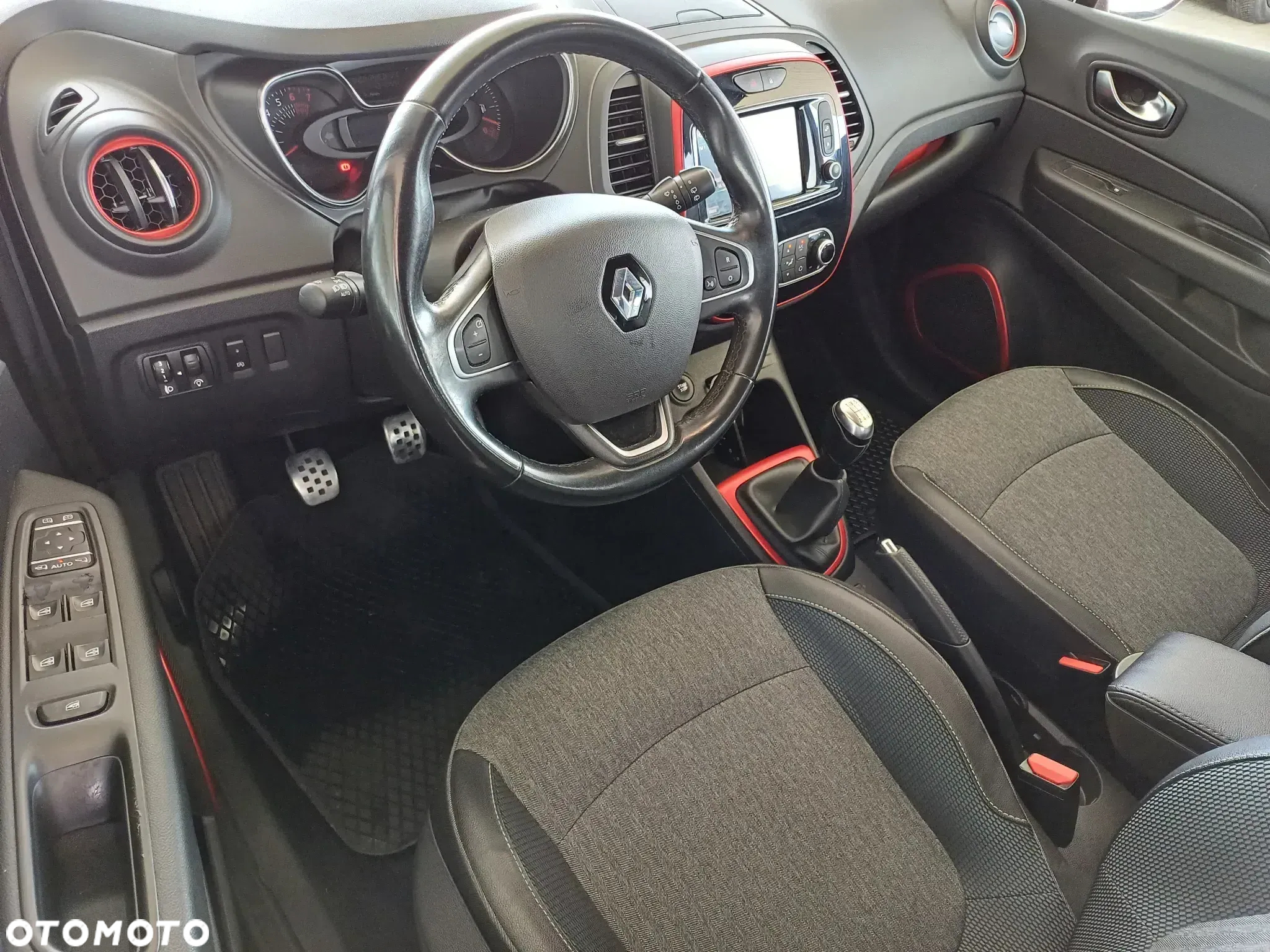 Renault Captur - 6