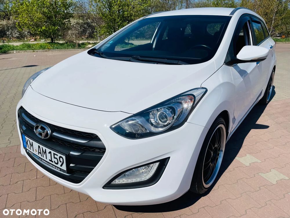 Hyundai i30 blue 1.6 GDI YES Gold - 8