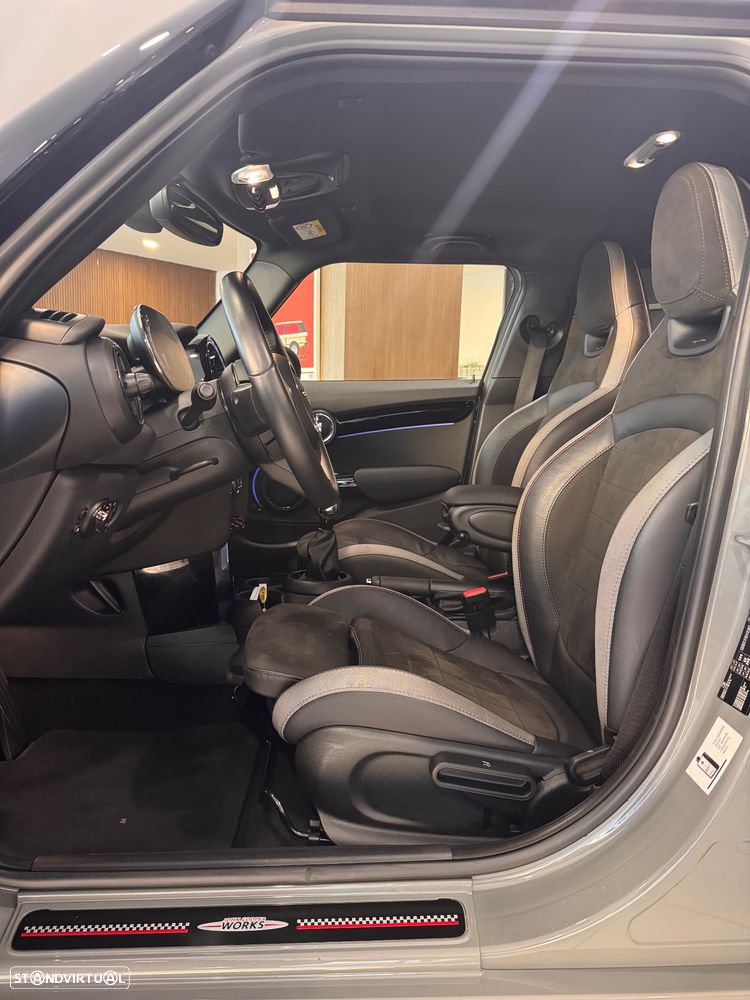 MINI 5 Portas One JCW - 22
