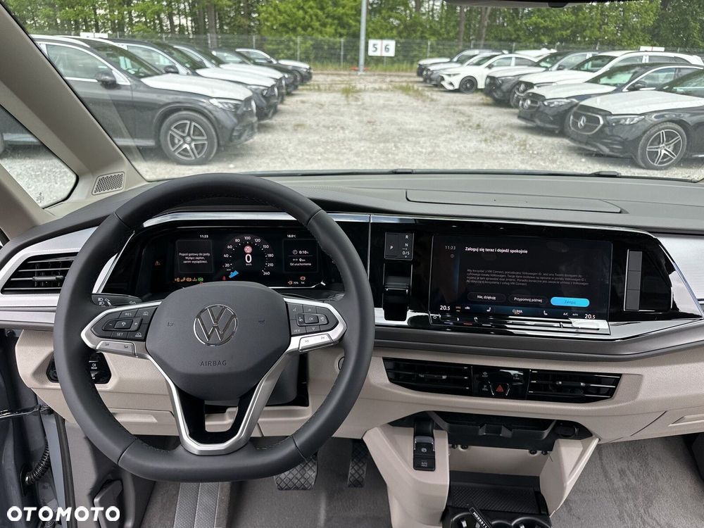 Volkswagen Multivan - 14