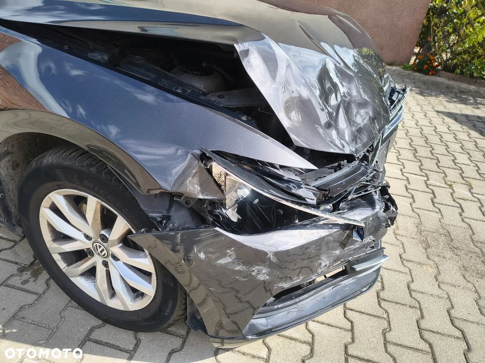 Volkswagen Passat Variant - 5